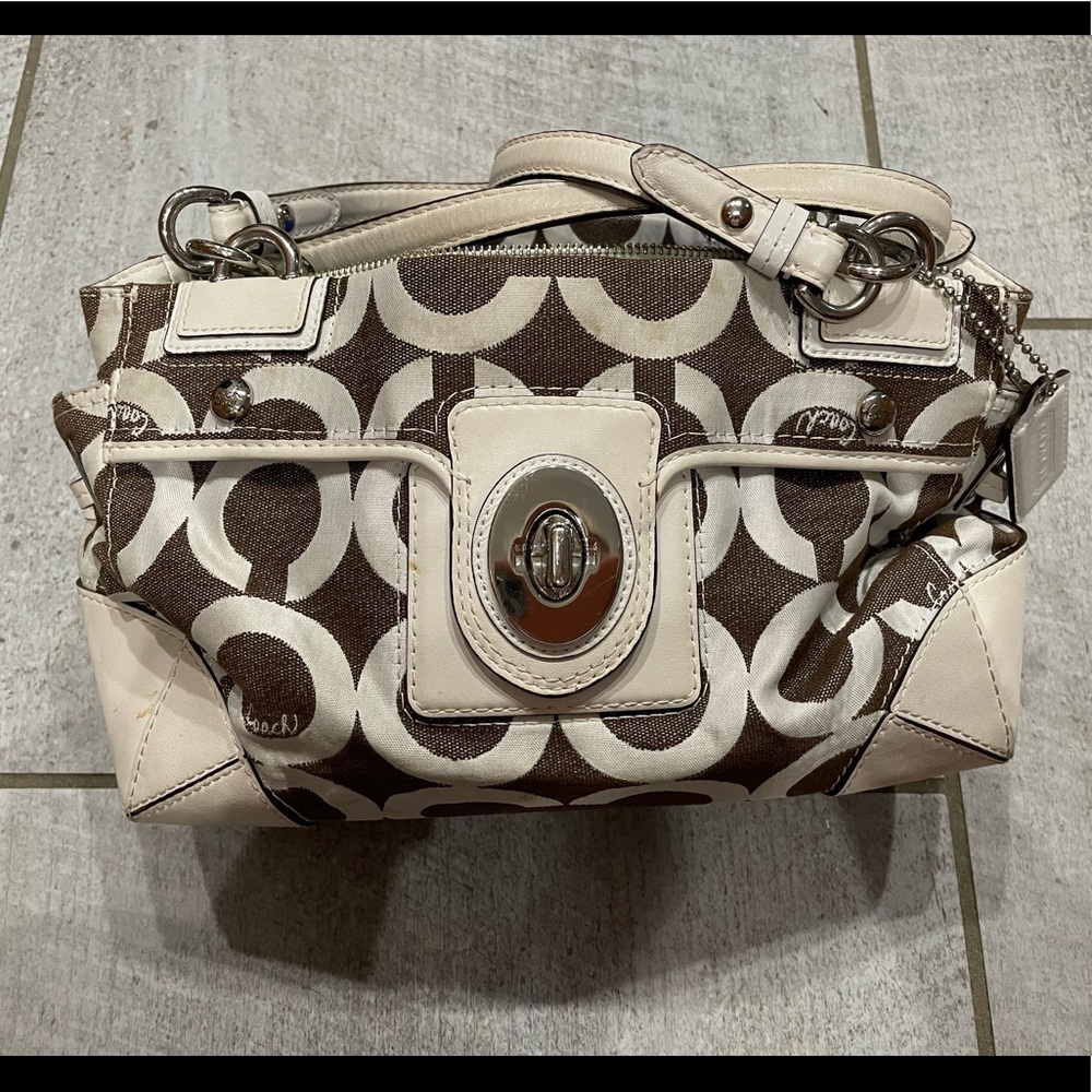 COACH Peyton op carryall bag
